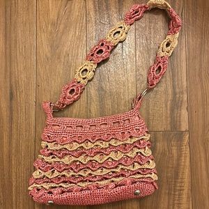 CLOSET CLEAR OUT $5 
Vintage pink and tan wicker style purse, flower design
